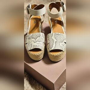Sz 6 Franco Sarto Espadrille Platform Sandal